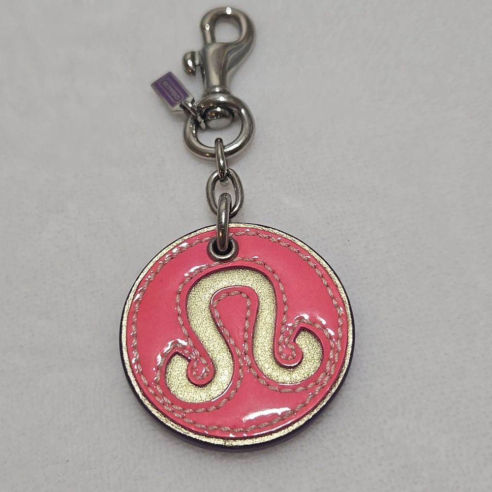 Vintage Coach LEO Zodiac Purple Leather Keychain Clip Charm - Picture 2 of 6
